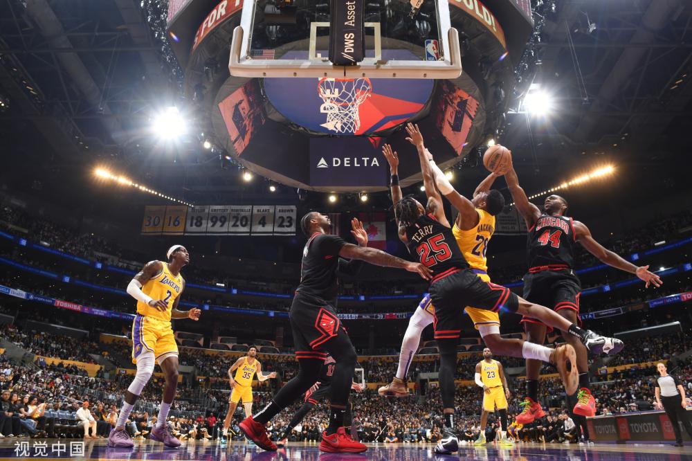 面对高压逼 面对高压逼